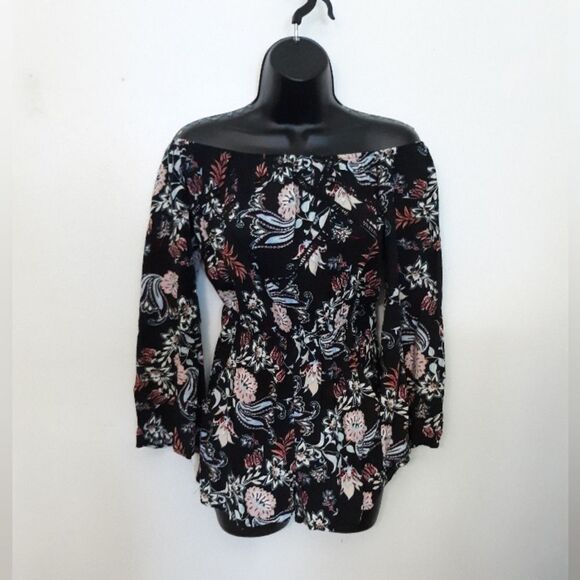 Xhilaration romper - Picture 1 of 4